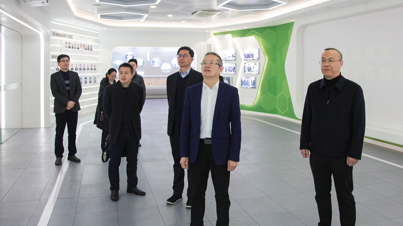 省供銷社黨委委員、理事會副主任董益彪走訪浙農(nóng)