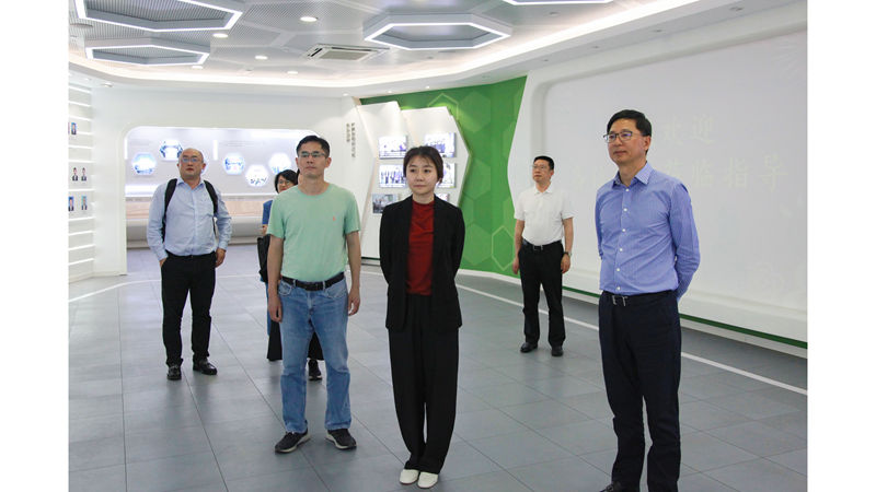 曹勇奇會見華睿投資和西湖大學(xué)客人