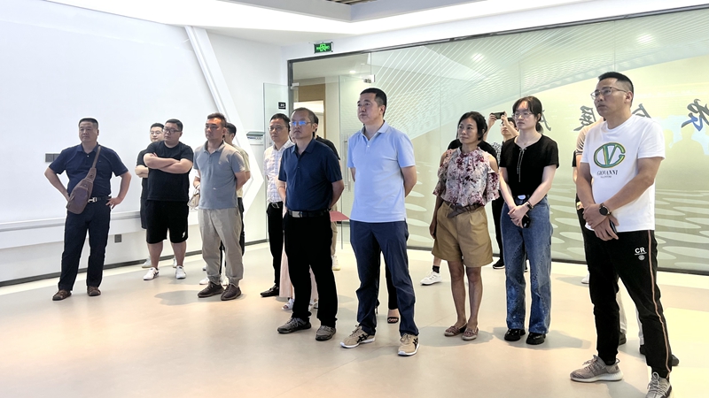 衢州市發(fā)改委黨委委員、對口辦副主任陳齊禮到浙江農(nóng)合考察消費(fèi)幫扶工作